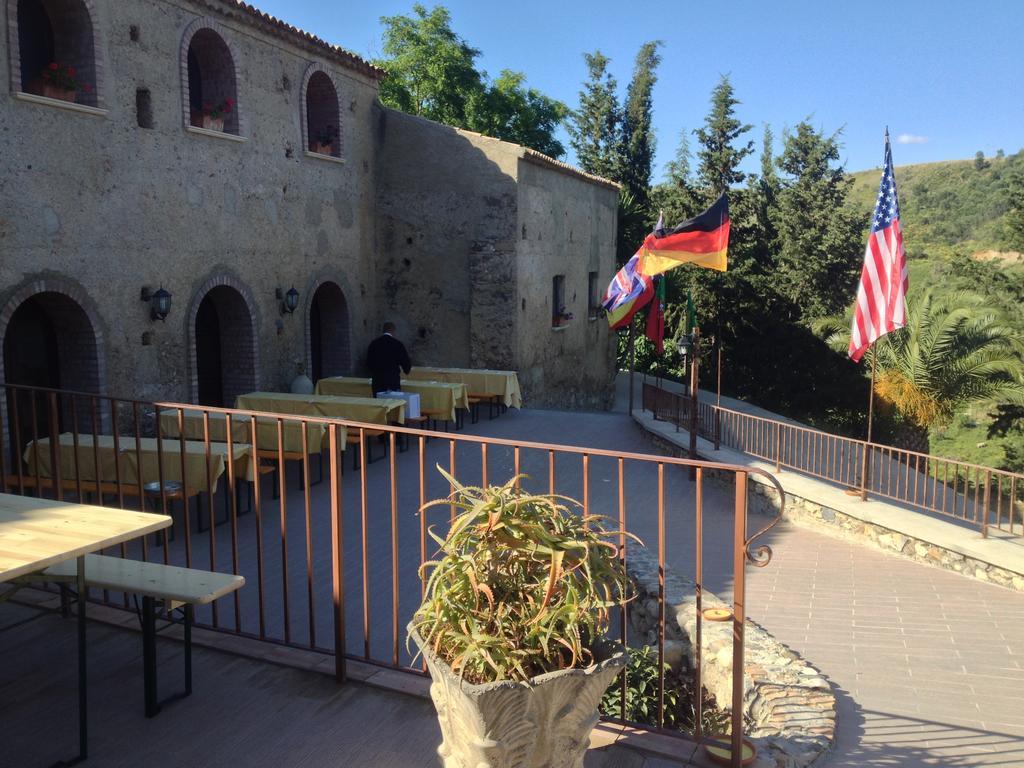 L'Anticocasale Guest House Altomonte Exterior foto