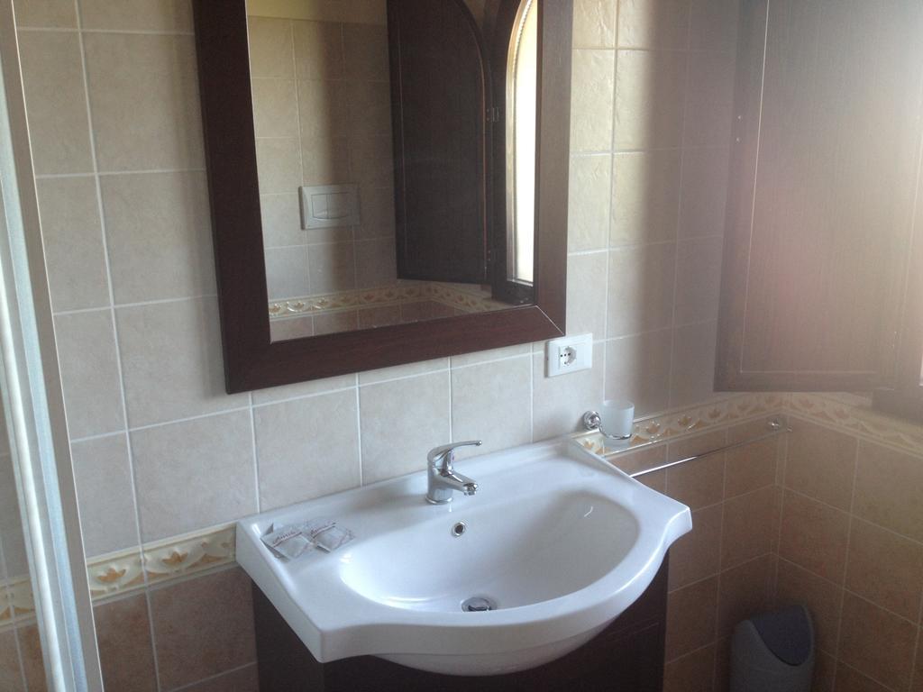 L'Anticocasale Guest House Altomonte Cameră foto