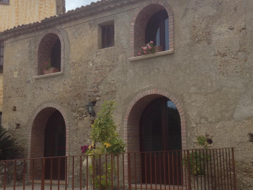 L'Anticocasale Guest House Altomonte Exterior foto