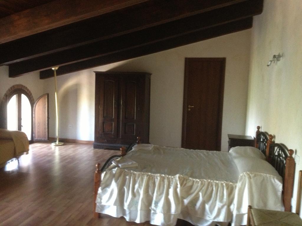 L'Anticocasale Guest House Altomonte Cameră foto